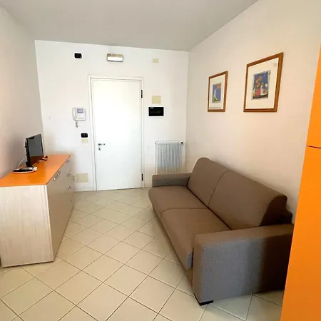 Aurora Park Zona Piazza Aurora Apartment *